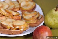 Maple Pear Crostini: Quick Fall Appetizer with Warm Flavor