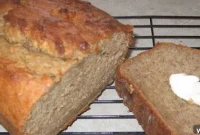 Moist Banana Bread Recipe with Simple Ingredients