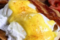 Microwave Hollandaise Sauce Recipe: Quick Smooth Emulsion