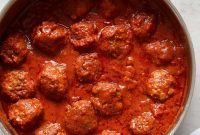 Whole30 Meatballs in Tomato Red Sauce — Paleo & Gluten-Free