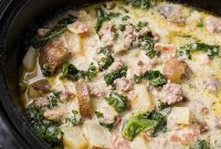 Crock Pot Zuppa Toscana: Italian Sausage and Potato Soup