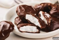 13 Sugar-Free Christmas Sweets That Still Feel Decadent