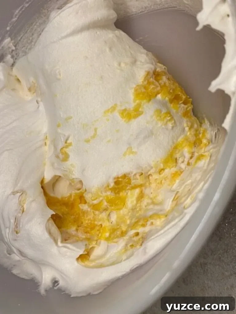 Southern Pig Pickin' Cake Recipe: Classic Layered Dessert Guide 6 fluffy pineapple topping