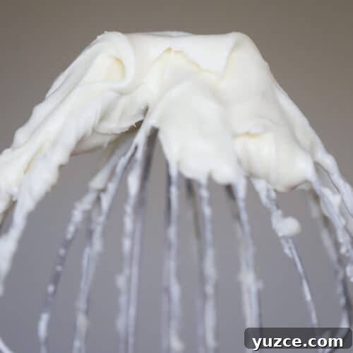 Pinterest image for cream cheese frosting