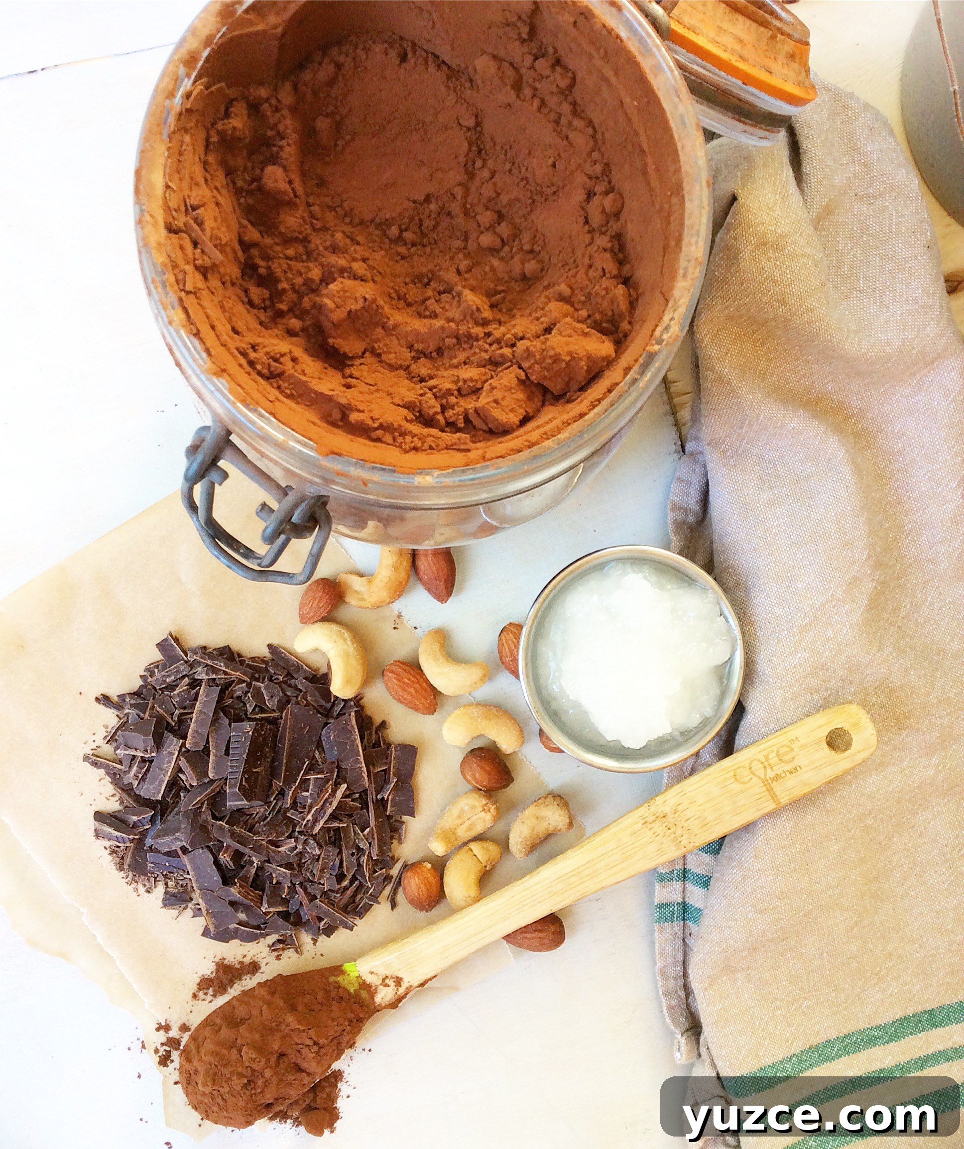 Dark Chocolate Cashew Almond Butter Recipe for Smooth Spreads 3 Dark Chocolate Cashew-Almond Butter