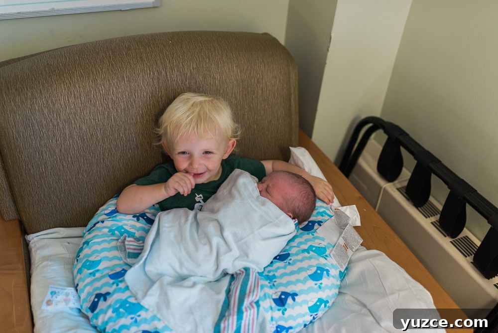 Welcome to the World, Baby Finnegan: Introducing Your Newborn 30 finnegan charles birth day web-36