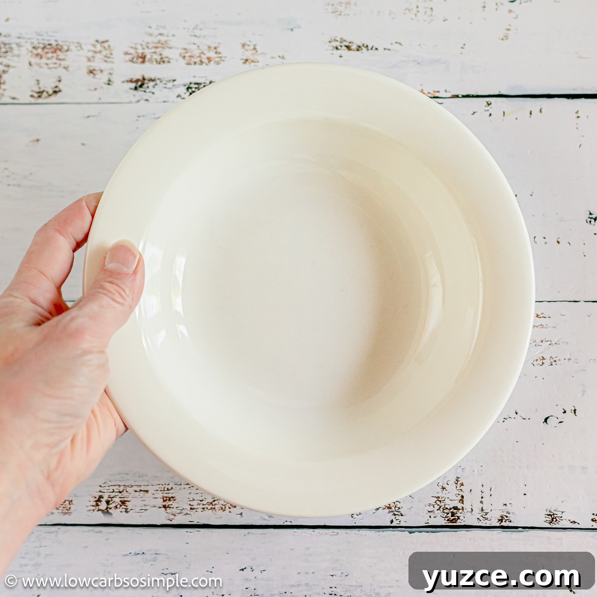 Carnivore Keto Mozzarella Flatbread Recipe for Low-Carb Diets 3 Microwave-Proof Plate | Low-Carb, So Simple