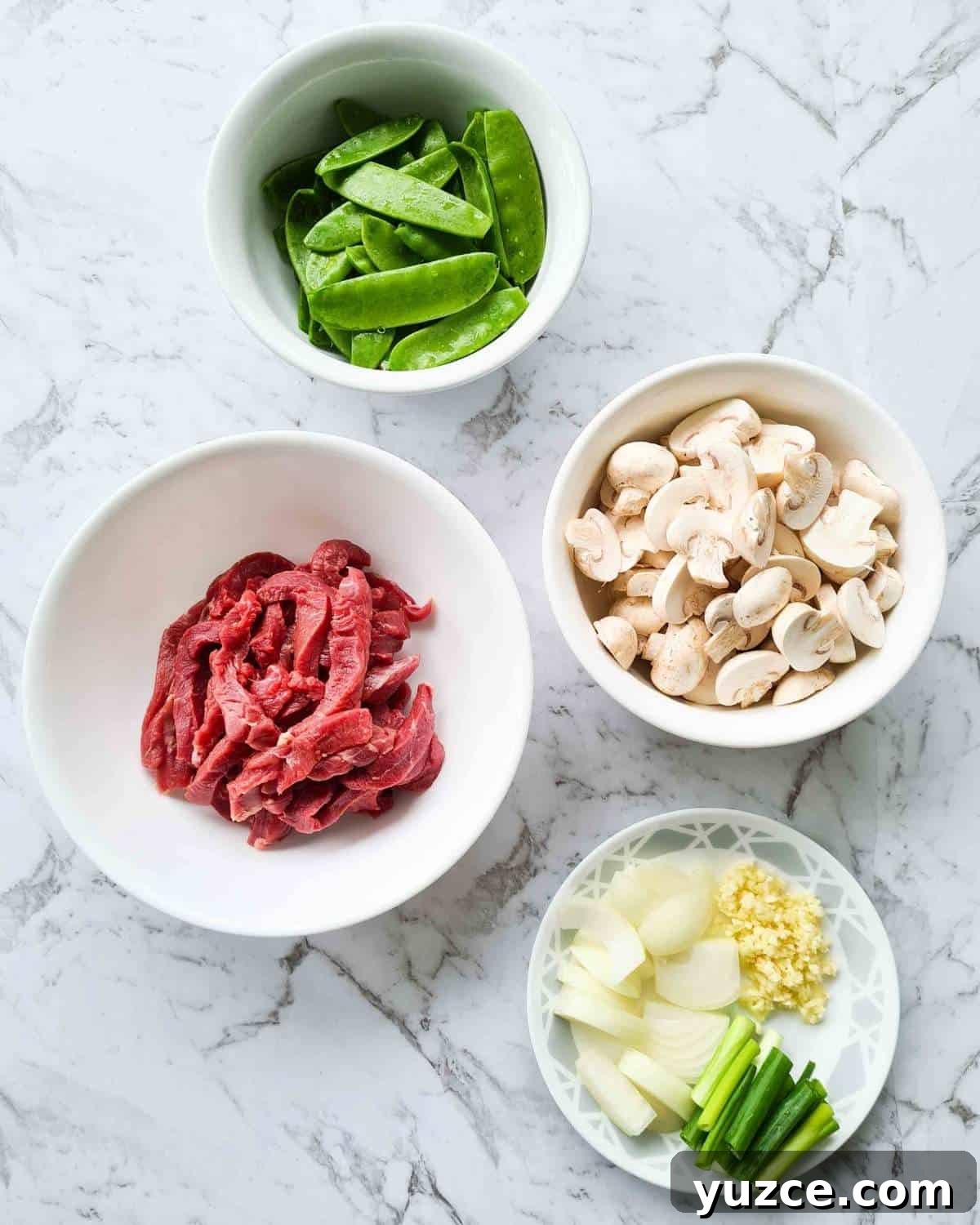 Beef Noodle Stir-Fry with Garlic and Sesame Sauce 5 Washed, trimmed and pre cut ingredients.