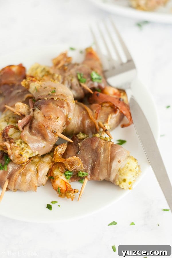 Garlic Shrimp with Pesto and Crispy Prosciutto 3 This Shrimp with Pesto and Prosciutto recipe is seriously easy and tastes delicious. It's super quick to make (10-15 minutes tops!!) and uses only 3 ingredients making it the perfect starter for a dinner party or a girls night!