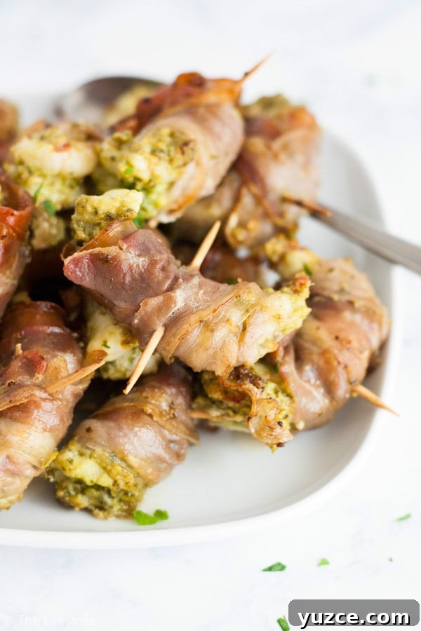 Garlic Shrimp with Pesto and Crispy Prosciutto 5 This Shrimp with Pesto and Prosciutto recipe is seriously easy and tastes delicious. It's super quick to make (10-15 minutes tops!!) and uses only 3 ingredients making it the perfect starter for a dinner party or a girls night!