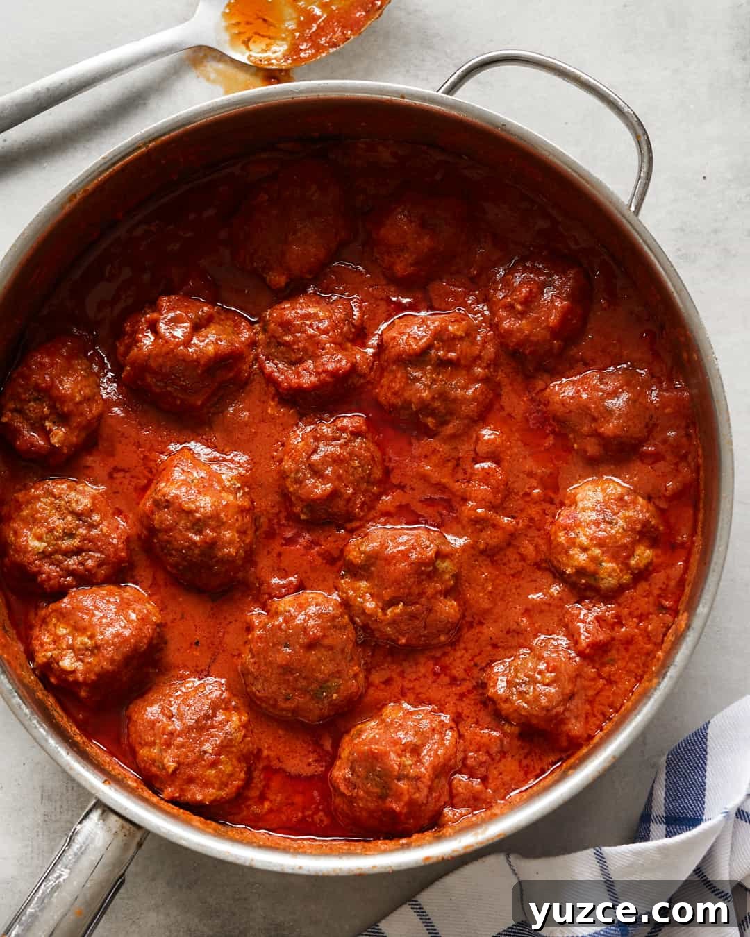 Whole30 Meatballs in Tomato Red Sauce — Paleo & Gluten-Free 3 Meatballs in Red Sauce Whole30 Primal Gourmet Paleo Easy Recipe