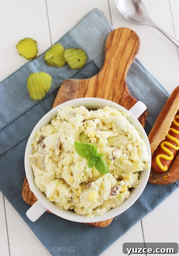 Classic Southern Potato Salad Recipe Made with Mayo and Eggs 4 Simple Southern Potato Salad – Creamy, cool potato salad goes perfectly with all your BBQ favorites! This easy recipe is my best-ever batch and uses fresh ingredients.