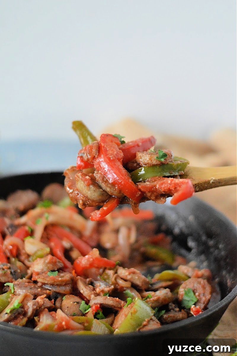 Keto Sausage and Peppers Scallopini
