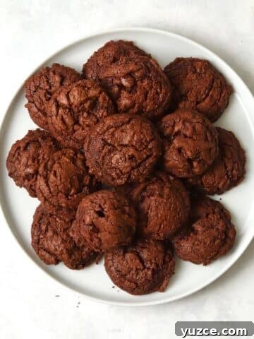 Plate of fudgy brownie cookies.