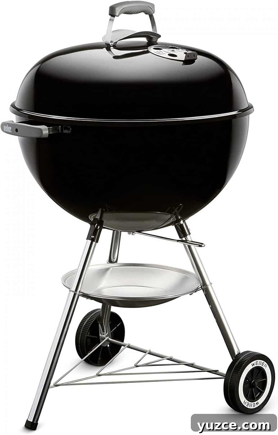 Smoky Butter-Grilled Corn on the Cob: Juicy Summer Side Recipe 6 Charcoal grill with lid on