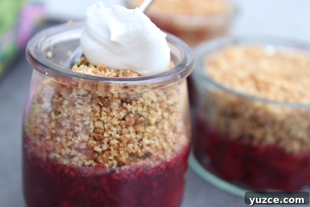 Low-Carb Paleo Fruit Crumble Recipe for Weight Loss 3 Healthy crumble recipe with coconut yoghurt to serve