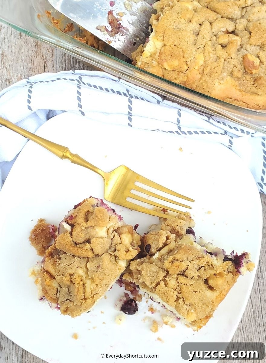 Moist Blueberry Crumble Cake Recipe for Every Occasion 3 How to Make Blueberry Crumble Cake